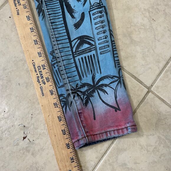 Amiri Jeans City paint size button fly #227 distressed denim. - Picture 10 of 14